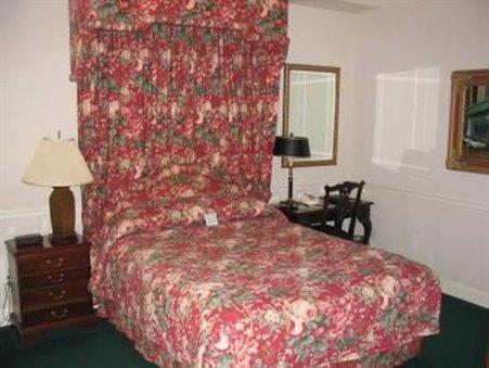 Tally Ho Inn Carmel-by-the-Sea Стая снимка